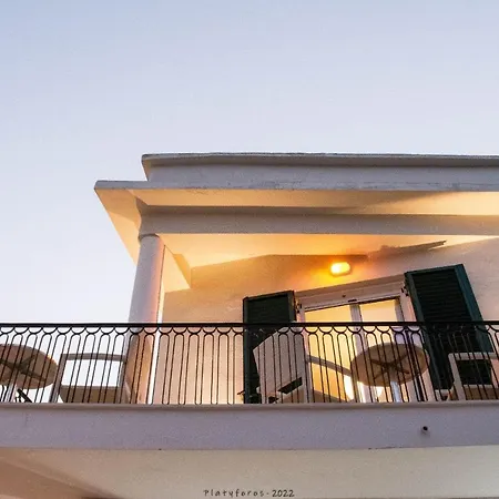 Platyforos, In Of Apartamento